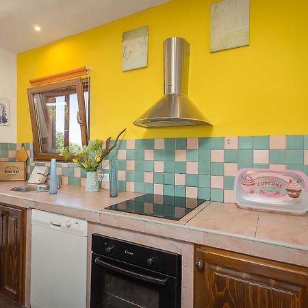 Holiday Home Pina Pula Ngoại thất bức ảnh