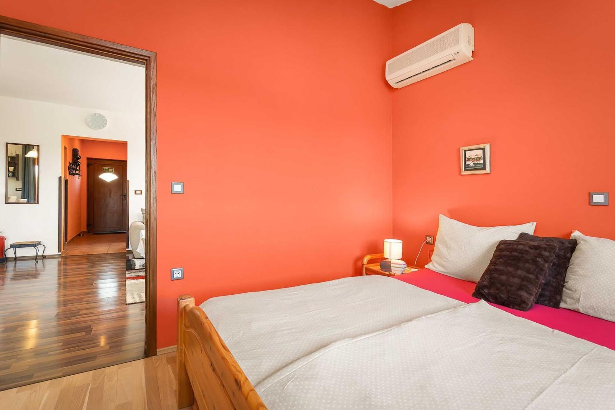 Holiday Home Pina Pula Ngoại thất bức ảnh