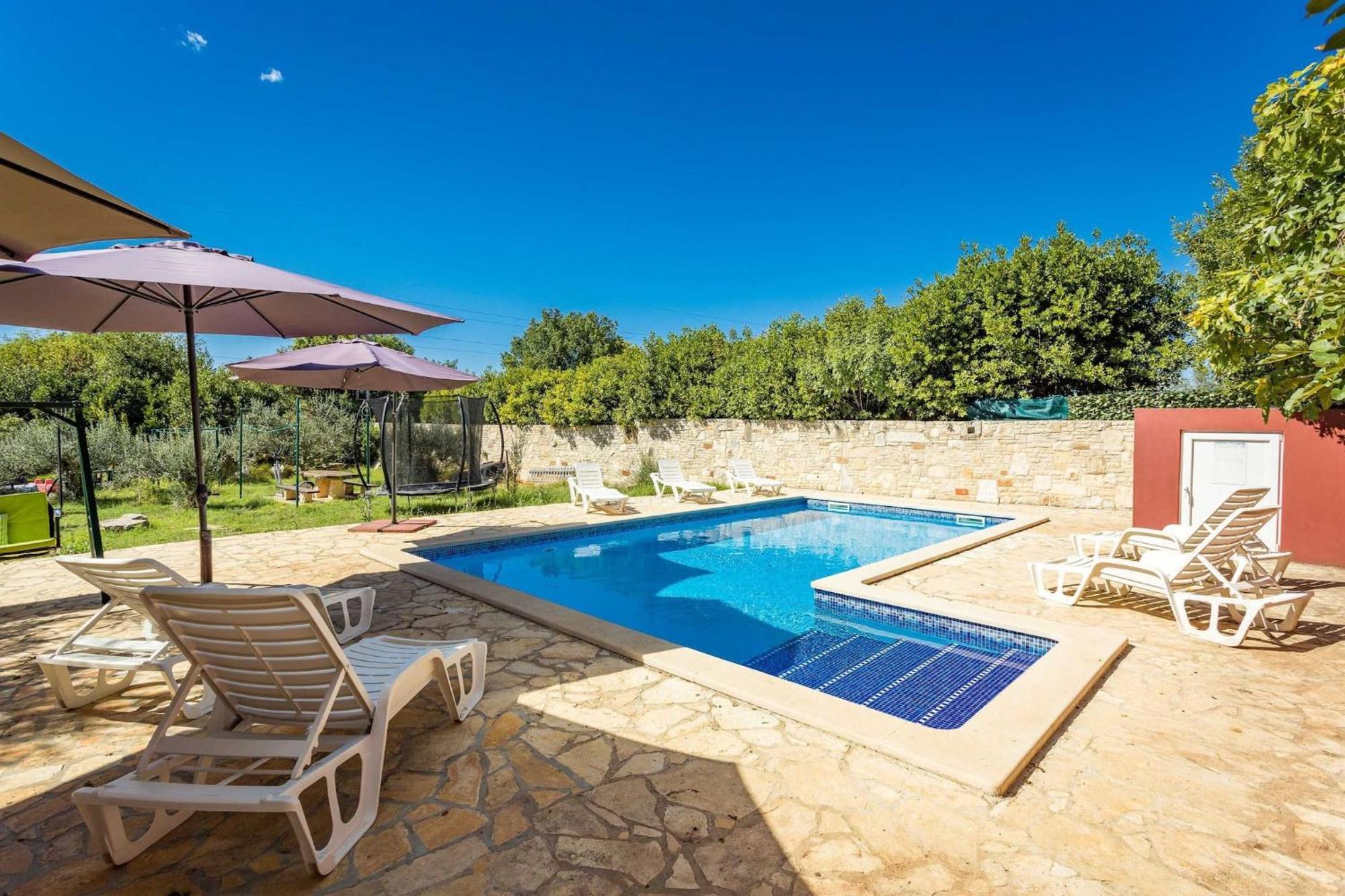 Holiday Home Pina Pula Ngoại thất bức ảnh