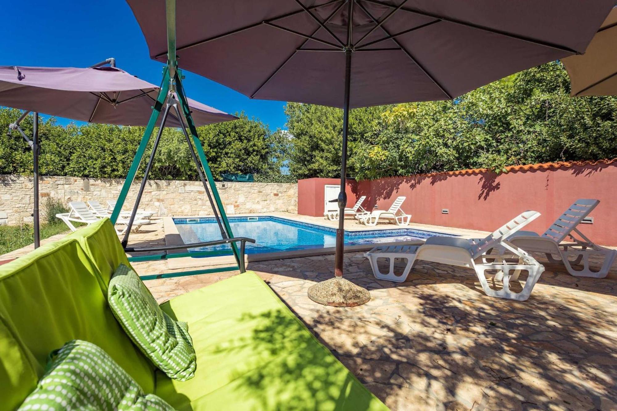 Holiday Home Pina Pula Ngoại thất bức ảnh