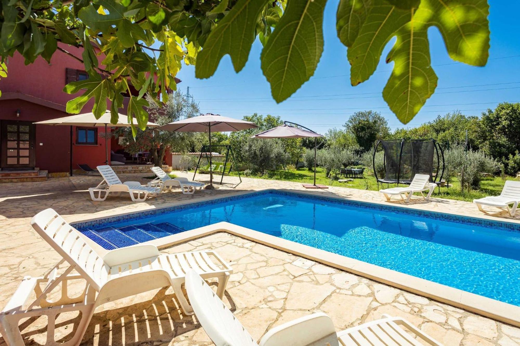 Holiday Home Pina Pula Ngoại thất bức ảnh