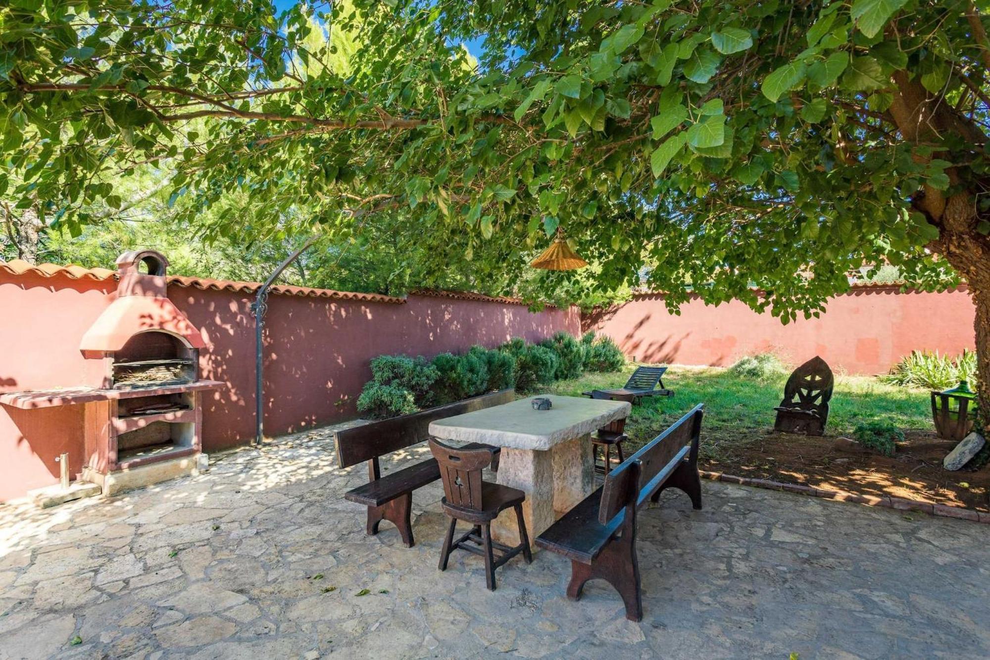 Holiday Home Pina Pula Ngoại thất bức ảnh